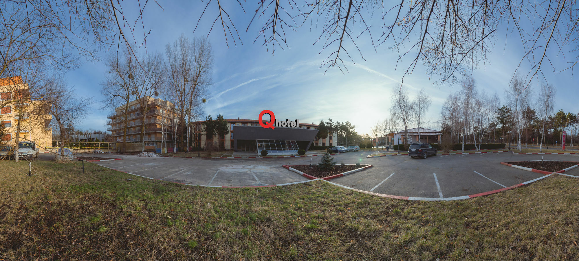 Q Hotel Нептун Экстерьер фото